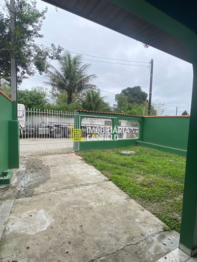 CASA À VENDA-  Rua Francisca Moura ,130-7