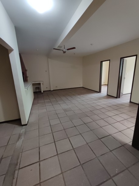 Apartamento Térreo ( em frente ao Hiper Condor) - Rua Manoel Pereira-9
