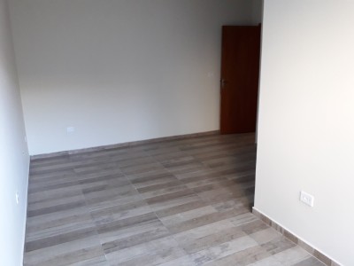 Apartamento térreo - R. Jorge Elísio Marcordes - Jardim Eldorado