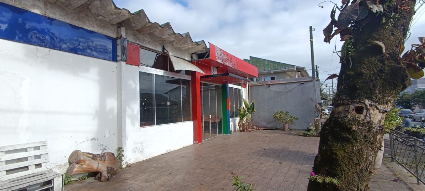 Sala Comercial p/ LOCAÇÃO --Ao lado na Padaria Guanabara - Raia-1